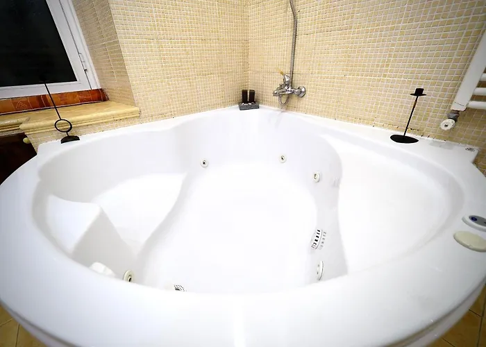 Dimora Delle Camelie - Acquario - Genovabb It Apartment *